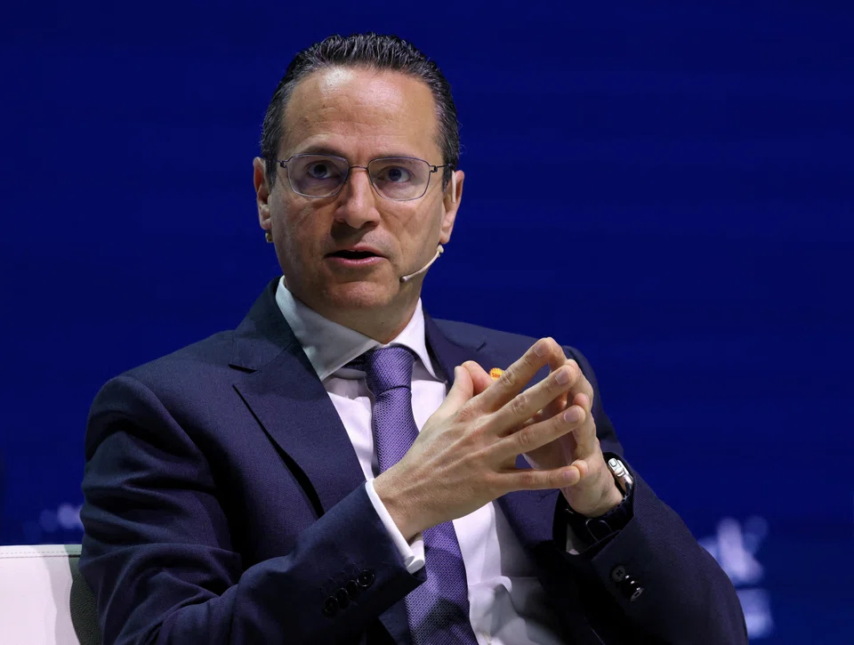 Shell CEO Wael Sawan’s 2025 pay jumps 60%, as he tapped full CEO policy in 3-year cycle.