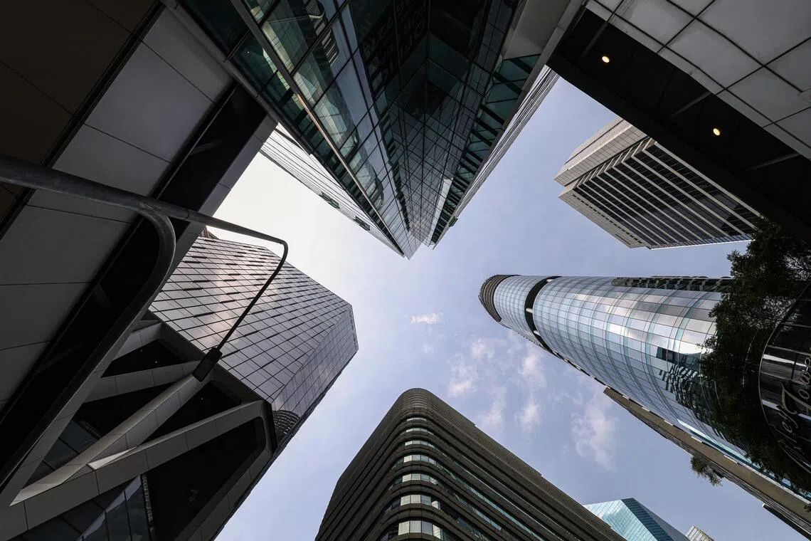 Nearly six in 10 S-Reits incurred increased expenses from having to cool or heat their buildings as a result of temperature changes, a survey by Knight Frank and the Reit Association of Singapore shows.