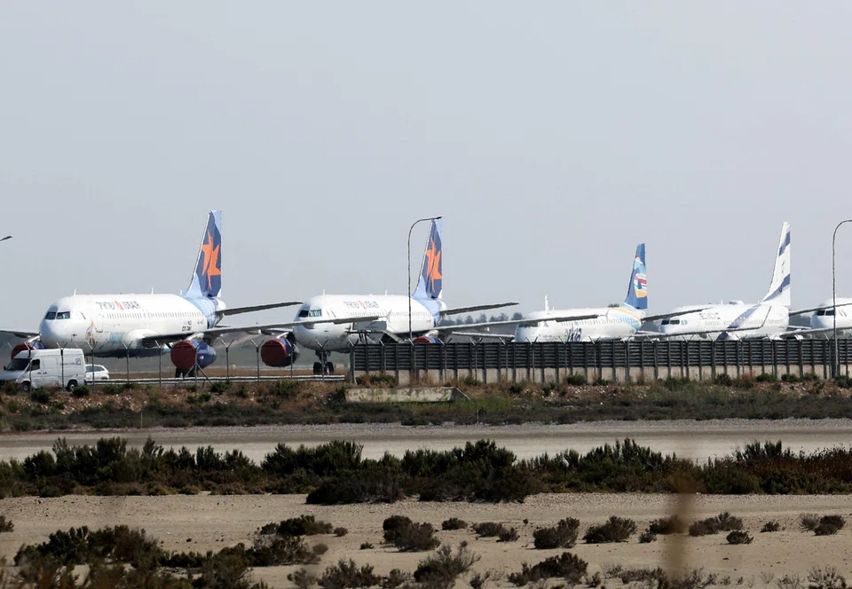 Israel’s largest carriers, El Al Israel Airlines, Arkia and Israir, say on Sunday that they are suspending rescue flights that allow people to return to Israel until further notice.