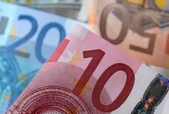 The euro fell 0.7 per cent against the US dollar to 1.0186, the first time below 1.02 since December 2002.