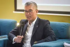 Malaysia's Trade Minister Tengku Zafrul Aziz says: “Our goal is to show that Malaysia can support industries in the US rather than posing a threat to them.”