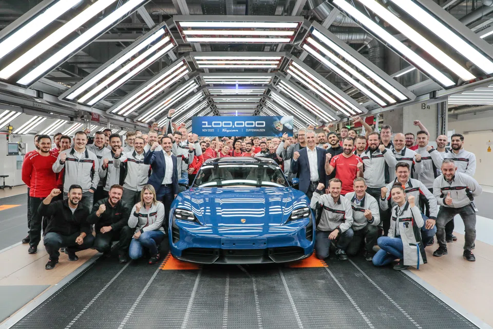 Porsche's 100,000th electric car – a blue Taycan Turbo S – is headed to a buyer in the United Kingdom.