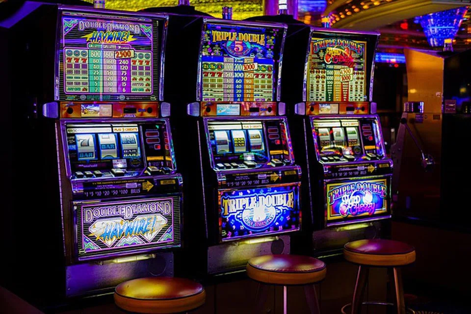 Genting is pledging to continue paying the state about 67 per cent of its slot machine revenue in taxes, an amount that includes administrative fees and other expenses.
