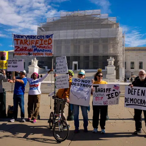 US Supreme Court appears skeptical of Trump tariff legality