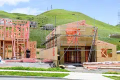 Falling interest rates and rising business confidence are starting to fan demand for new homes. 