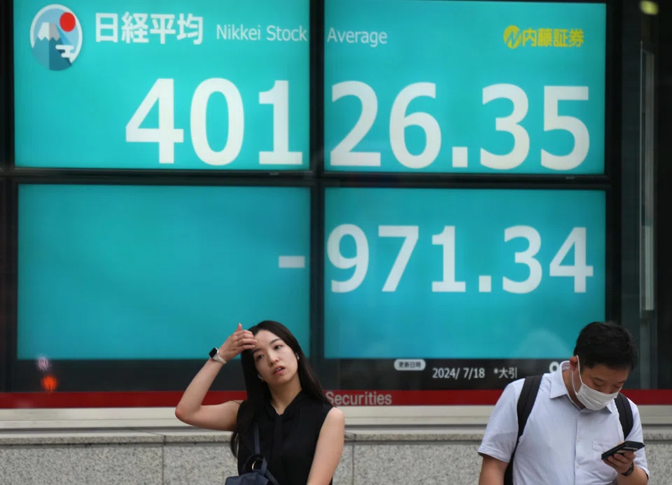 Tokyo, Hong Kong, Shanghai, Sydney, Seoul, Singapore, Taipei and Manila stocks all fell, although Jakarta and Wellington stocks edged up on Monday.