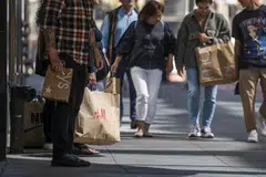 Consumer spending, which accounts for more than two-thirds of US economic activity, increased 0.9 per cent last month.