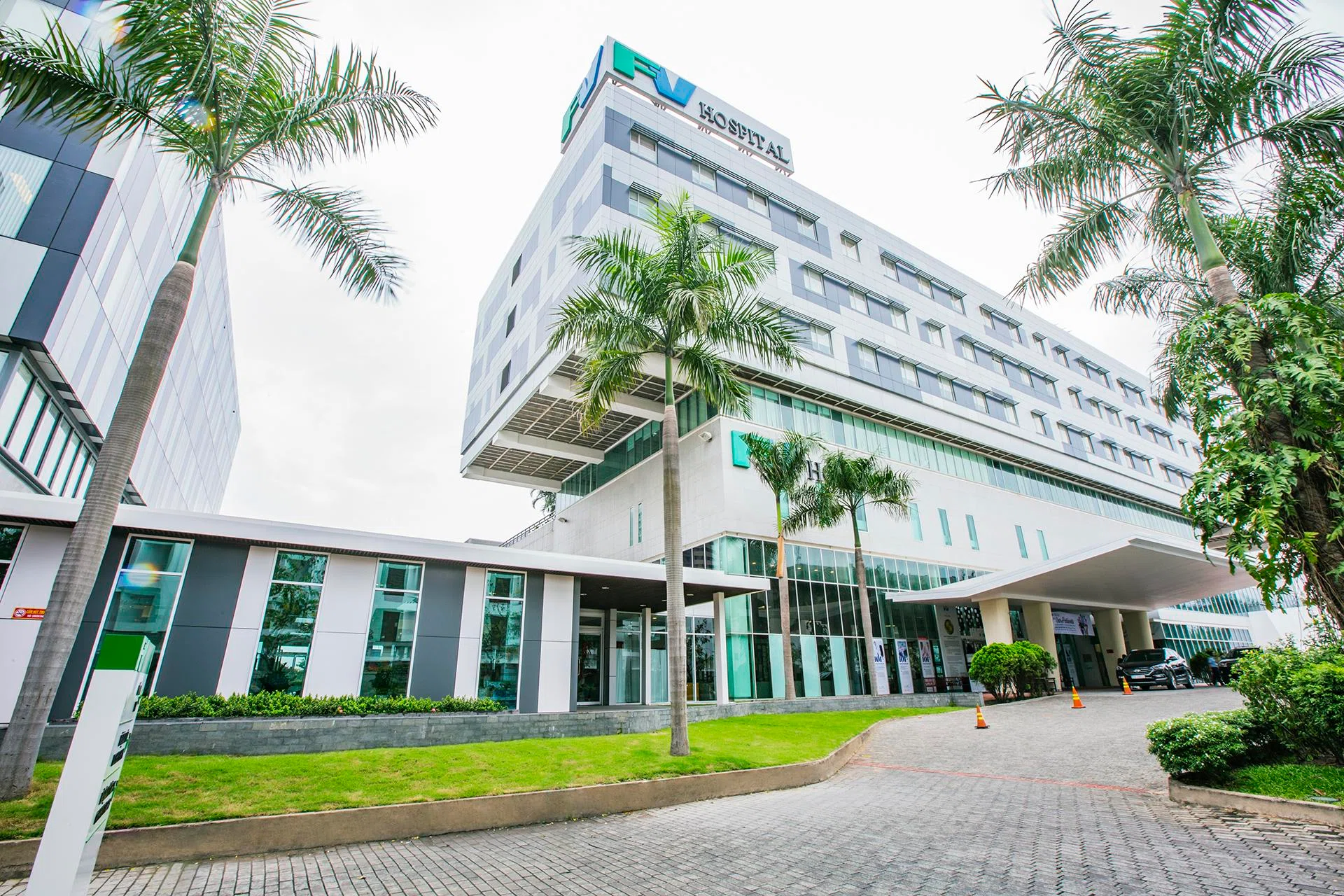 Thomson Medical narrows H1 net loss to S$10.2 million on lower finance costs, steady operations