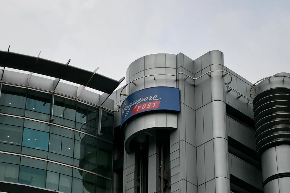 SingPost said that it was in exclusive talks with a third party for a potential sale of its Australia business, while stating no definitive deal has been reached.
