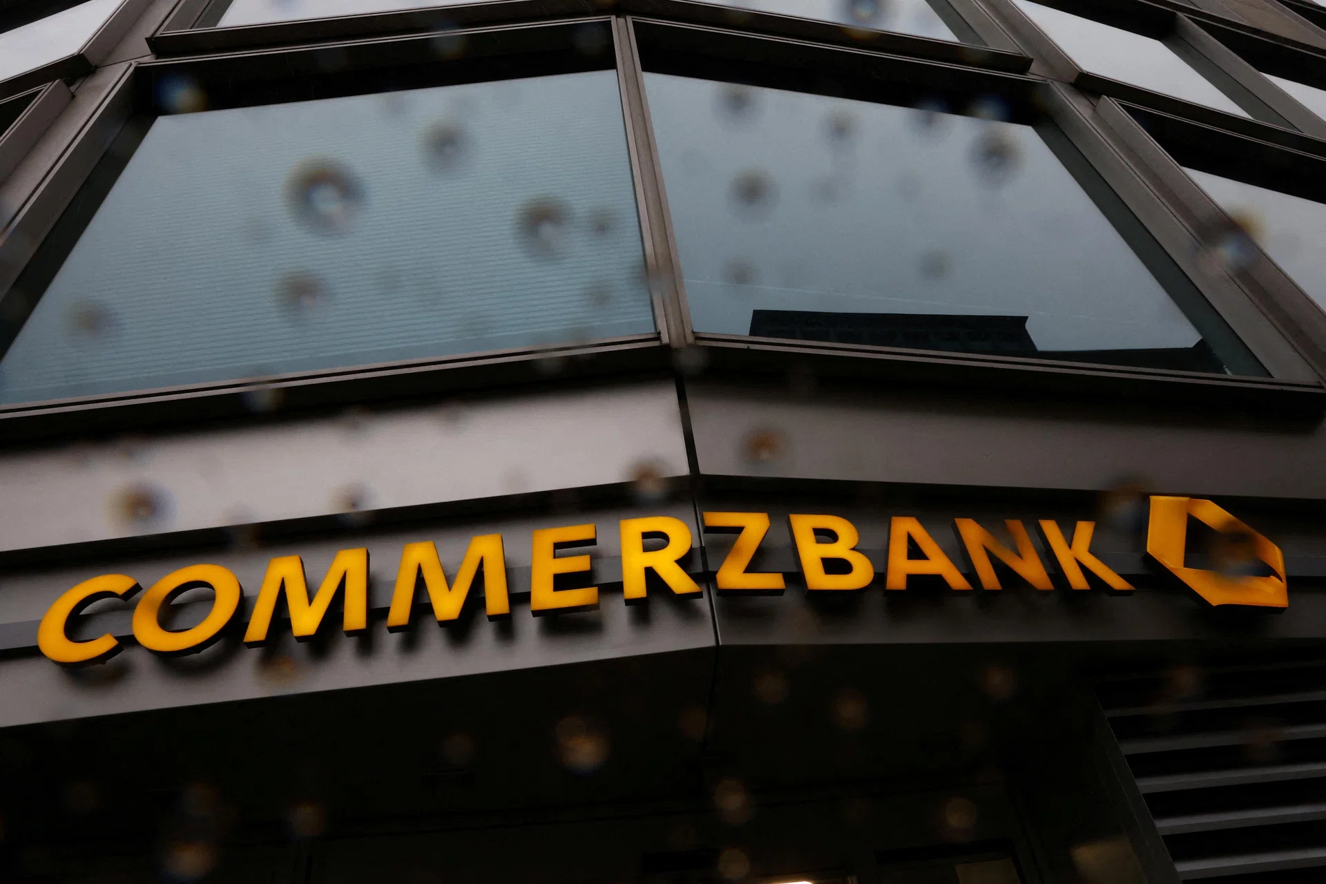 Commerzbank Q3 profit unexpectedly falls 8% as higher tax rates, costs weigh