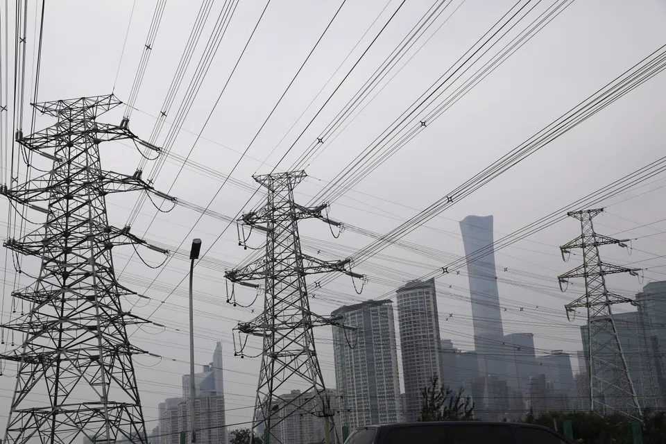 To achieve the dual-carbon goal, the transformation of China’s mix of power generation to clean and low-carbon sources needs to pick up speed, State Grid says.