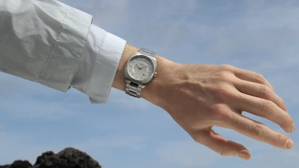 The H08 gets two new titanium additions, including this monochromatic model offered on a matching bracelet with matte finish.