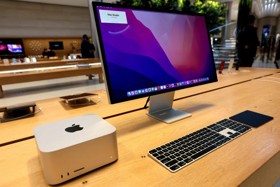 Apple’s custom chips have given its Macs better battery life and, for some tasks, better performance than machines using Microsoft’s Windows operating system.