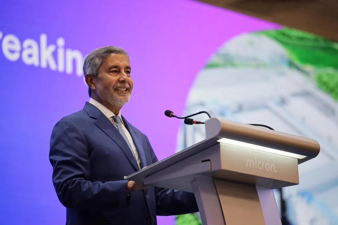 美光总裁兼首席执行官 Sanjay Mehrotra 表示，市场对高性能内存和存储的需求已达到前所未有的水平，而公司此次的扩建正是为了应对这一市场压力。