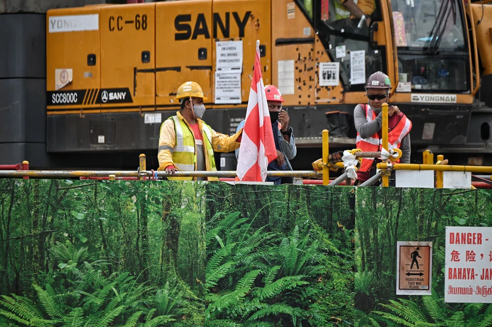 KSH said the cost of recruiting migrant workers, and the cost of materials, machinery and transport remain high.