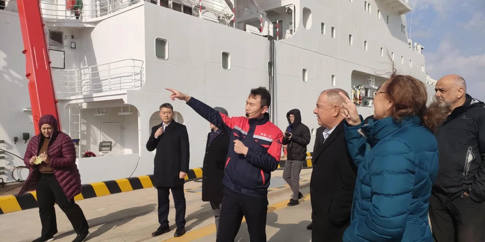 Cook Islands' Prime Minister Mark Brown visited China in February for the two countries to cooperate in trade, investment and the seabed minerals sector. 