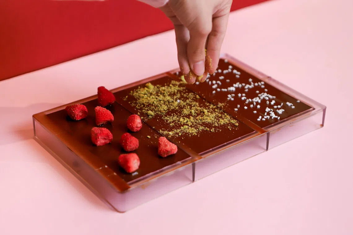 This Valentine's Day, enjoy decorating chocolates with your sweetheart.