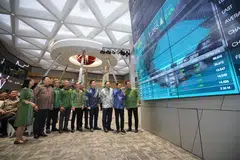 Harita Nickel's top executives and board members at the Indonesia Stock Exchange in Jakarta on Apr 12.