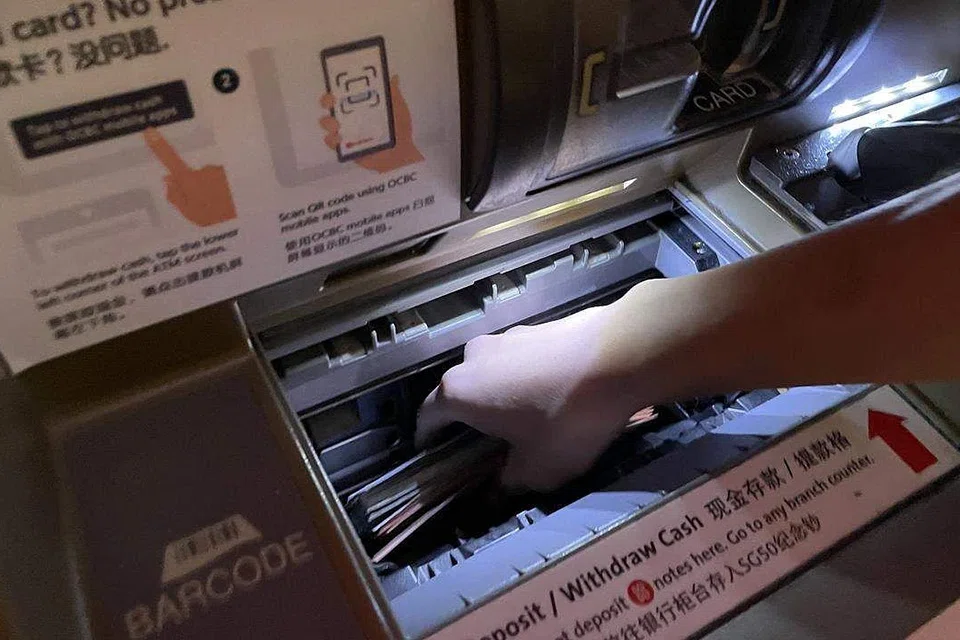  The public service annual variable component, which is paid twice-yearly, is pegged to economic growth and sometimes used as a reference by the private sector.