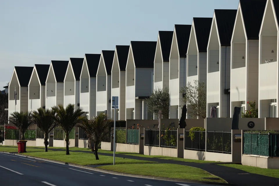 Values remain about 16 per cent below the boom-time peak of NZ$982,918 in January 2022. 