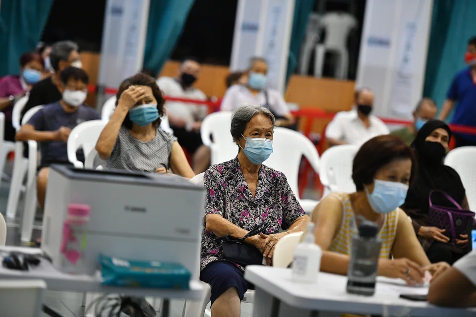 The stronger immunity, from booster shots and past infections, would “significantly impede” the circulation and transmission of the virus in the current wave, said Health Minister Ong Ye Kung.