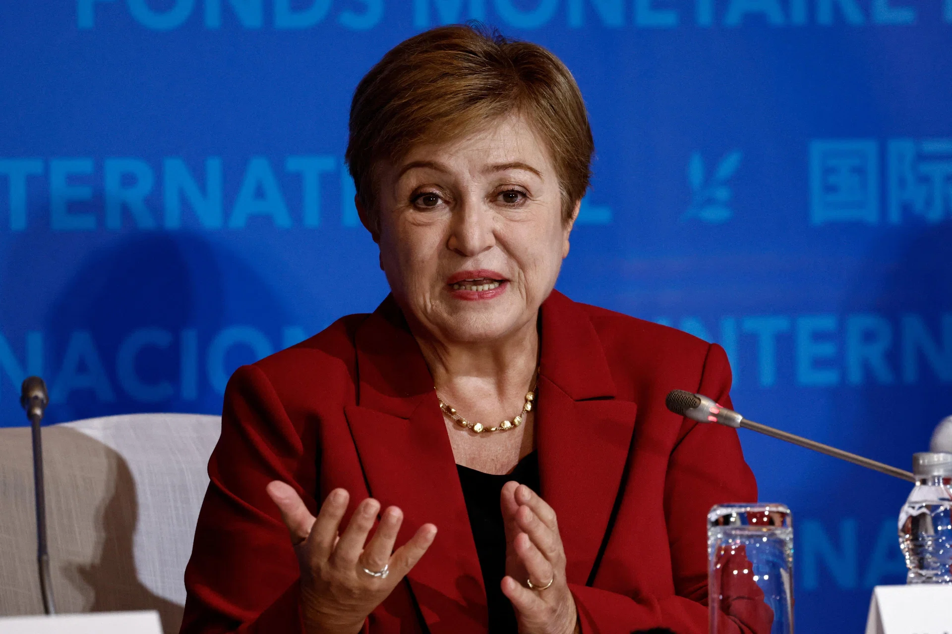 IMF urges China to take the 'brave choice': curb exports, boost ...