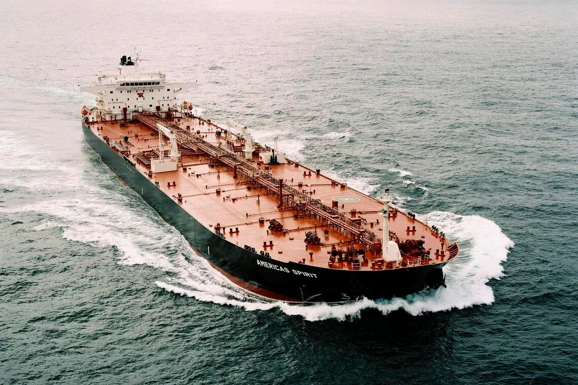 A roundup of the week’s tanker and dry bulk market (Oct 31, 2025).