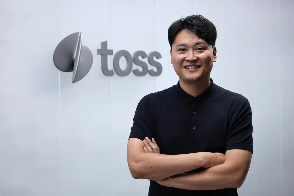 “We proved in Korea that a startup can compete head-on with entrenched players,” said Toss founder and CEO Lee Seung-gun.