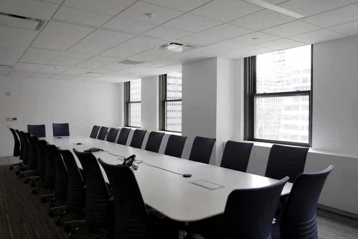 FILE PHOTO: A boardroom is seen in an office building in Manhattan, New York City, New York, U.S., May 24, 2021. REUTERS/Andrew Kelly/File Photo