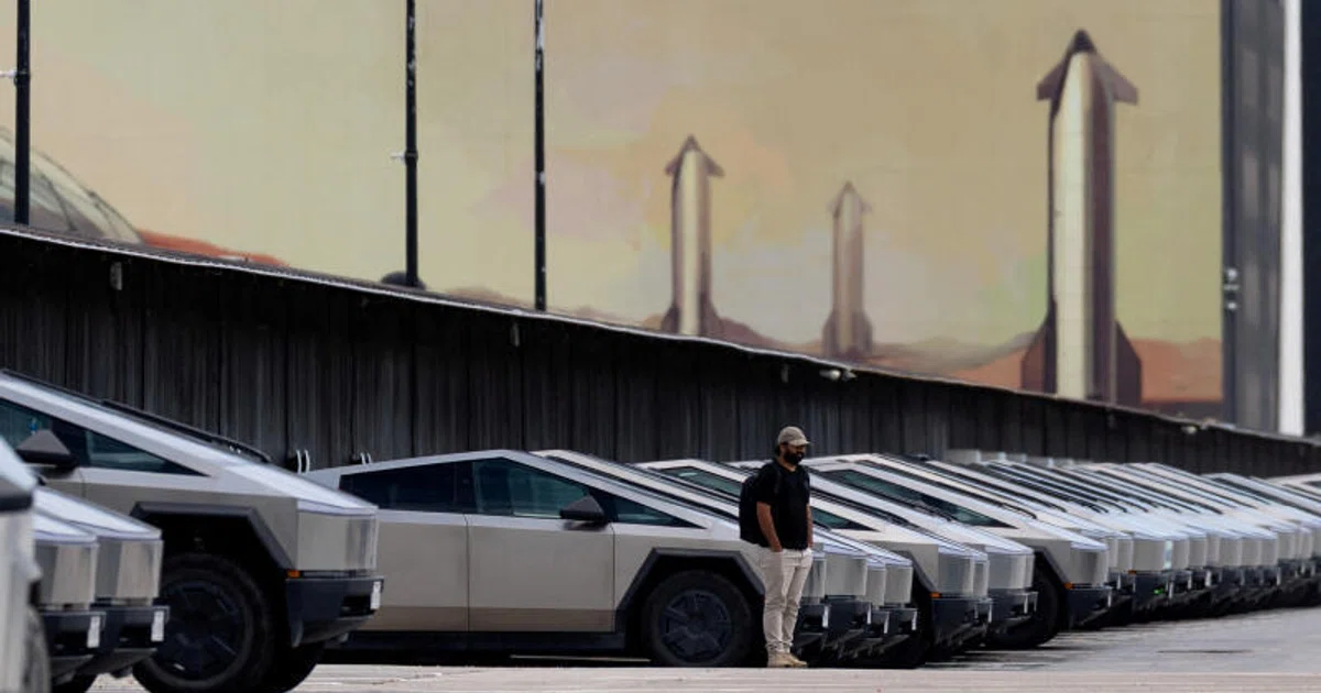 Why would Musk merge SpaceX and Tesla?