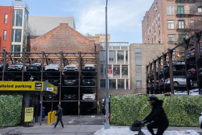 Many residents, likening the project to dropping a gigantic “cruise ship” or “spaceship” into their community, are relying on the city’s historic preservation rules to preserve the parking lot.