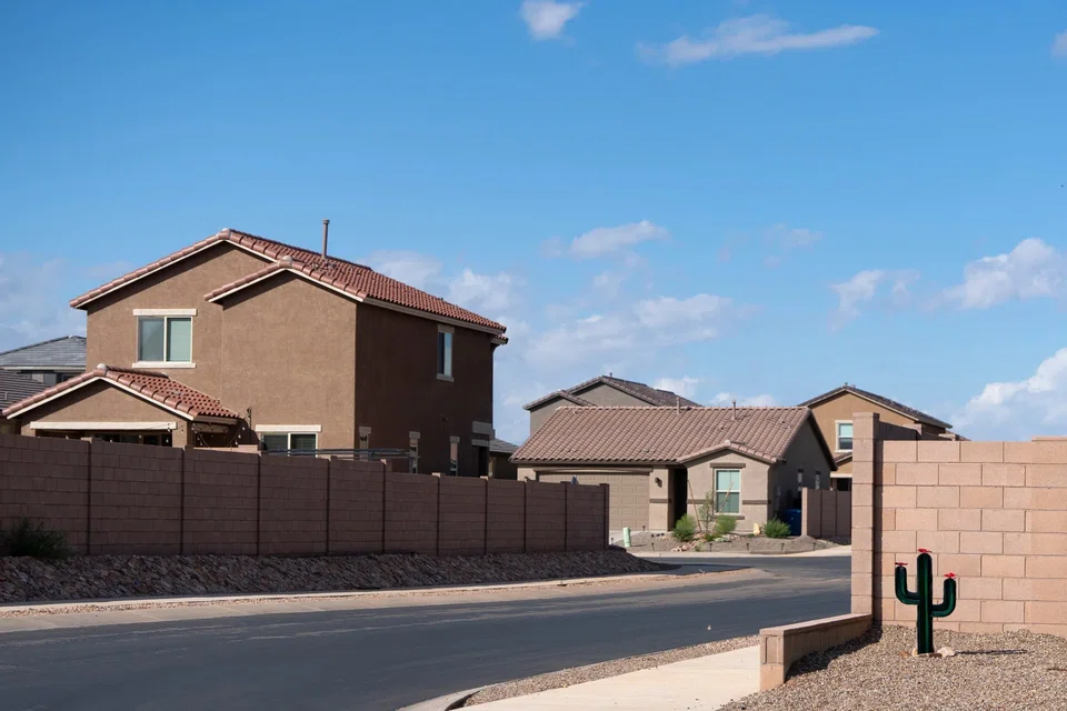 Borrowing costs have fallen in five of the past six weeks, spurring more buyers to jump in from the sidelines.