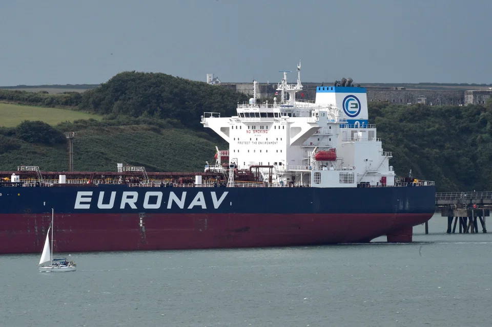 The UN Development Programme has bought a VLCC from Euronav. The plan would be transfer the crude from the FSO Safer to the new tanker, in an operation estimated to cost US$130 million.