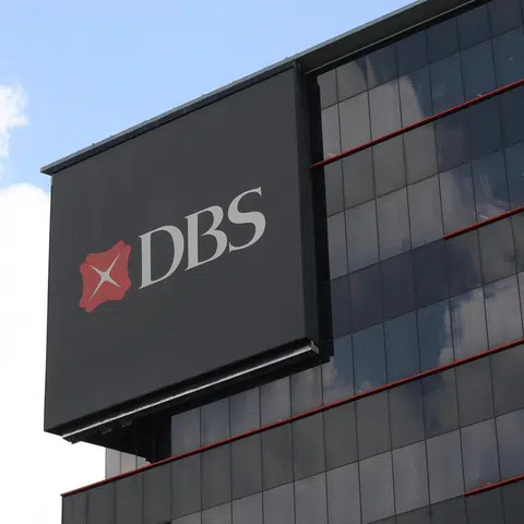DBS to give junior staff one-time S$1,000 bonuses