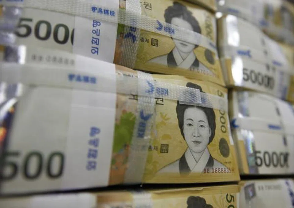 The Bank of Korea says a premature shift away from tighter monetary settings could undermine policy credibility and send the wrong message to financial markets about debt and risk-taking.