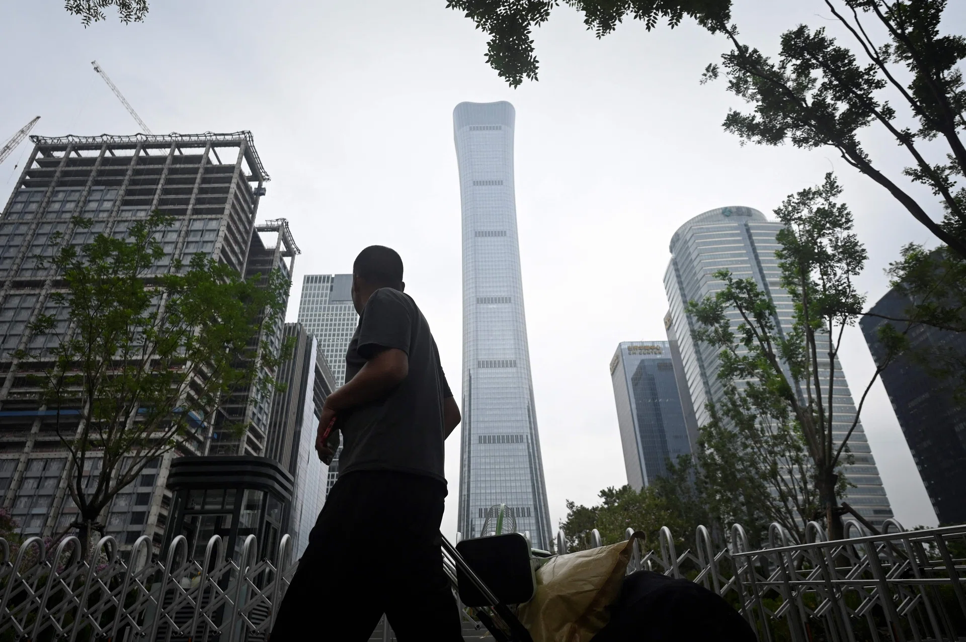 Record US firms cut China investment plans as tariffs spiralled - The ...