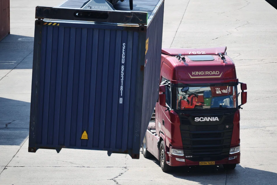 By destination, exports to China climbed 69%, while shipments to the US also increased 57.8%. 