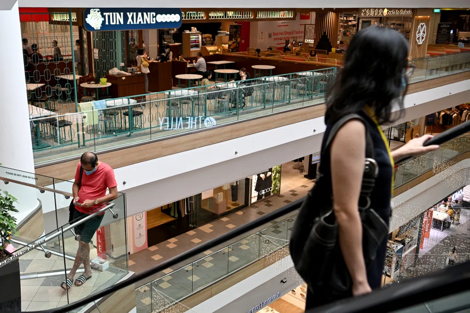 Revenue rose across almost all categories, with SingStat noting “higher demand for bags and footwear, partly boosted by higher tourist spending with the easing of border restrictions”.