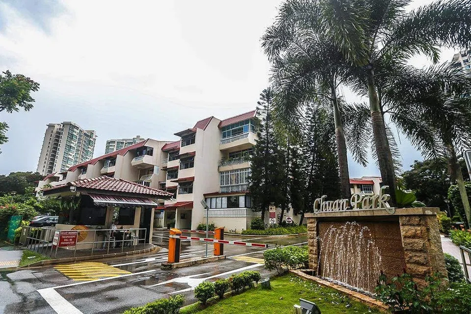 The 99-year leasehold development was sold via private treaty for S$890 million - 5.1 per cent below the S$938 million reserve price. 