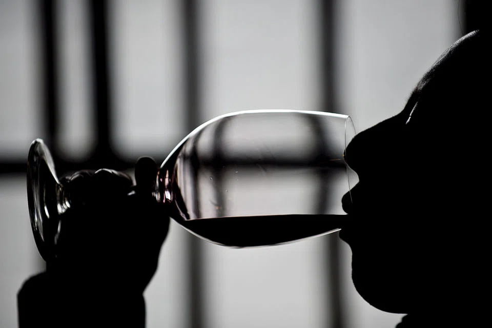 How a wine tastes also depends on the occasion and the context in which you drink it.