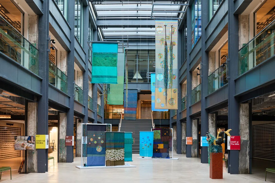 At CHAT, Ari Bayuaji showcases beautiful tapestries weaved from discarded plastic ropes polluting Bali’s beaches. The artist is represented in Singapore by Mizuma Gallery.