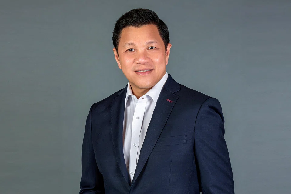 Vitai Ratanakorn, president of the Government Savings Bank, was chosen by the Cabinet on Jul 22 over fellow finalist and BOT deputy governor Roong Mallikamas. 