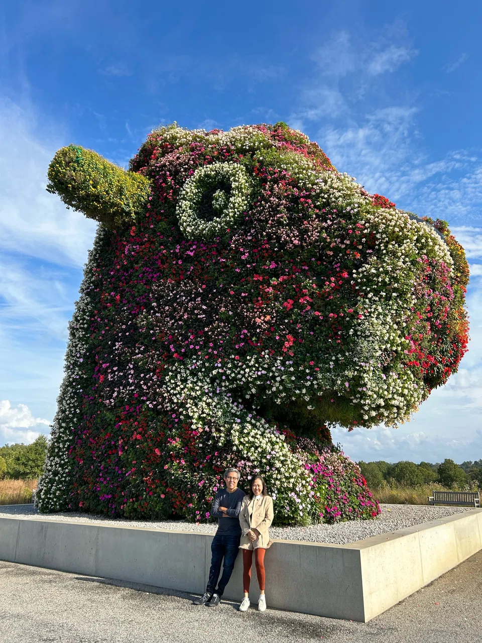 Neo and Lim travel frequently to soak in all that the art world has to offer. They are pictured here by a Jeff Koons artwork at the Glenstone Museum in Maryland, USA. 