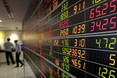 The bourse will disclose information on investors conducting “inappropriate trading practices” to member brokerages to enable more effective supervision.