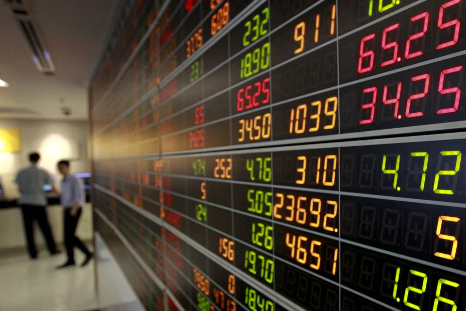 The bourse will disclose information on investors conducting “inappropriate trading practices” to member brokerages to enable more effective supervision.