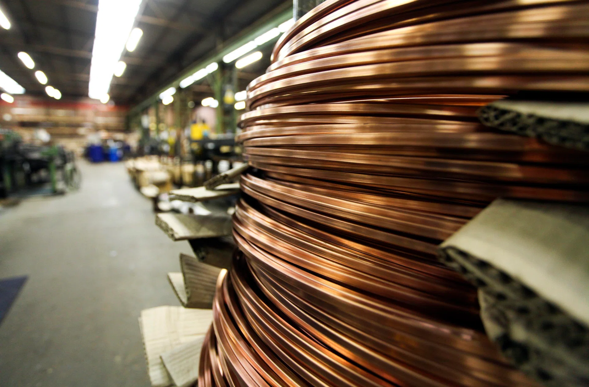 UK factories face biggest month-on-month jump in costs since 1992: PMI