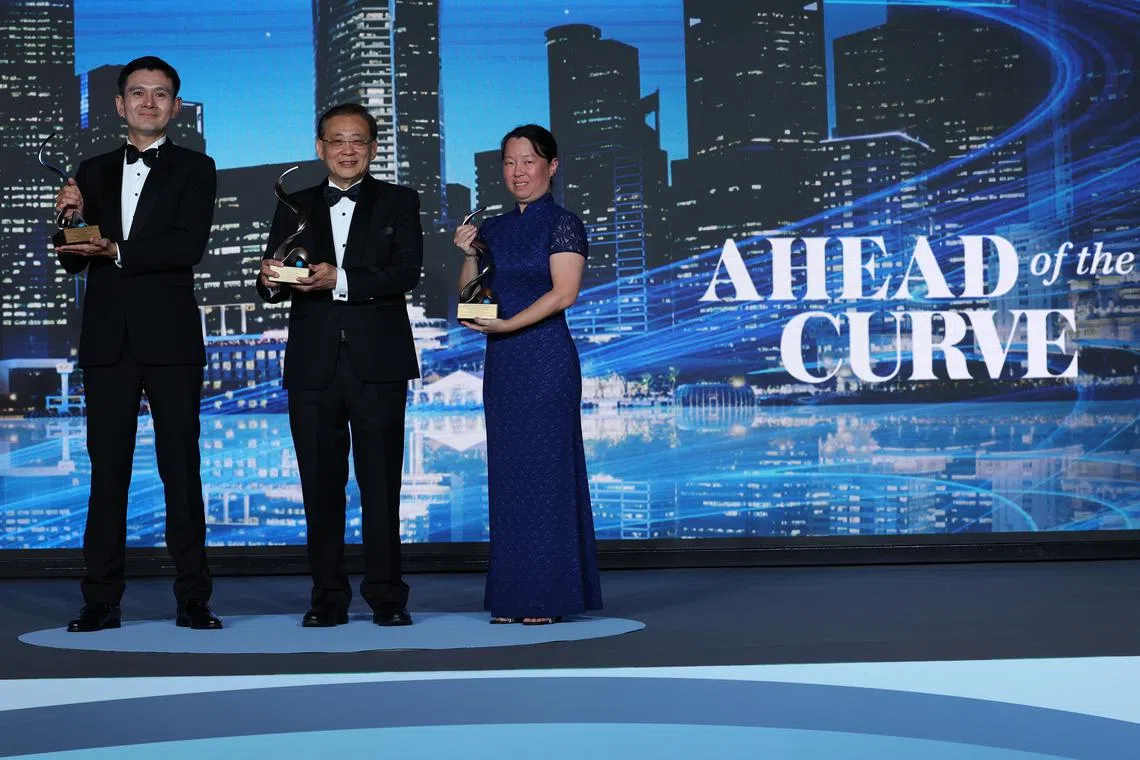Recipients of the Best Chief Executive award at the 18th Singapore Corporate Awards. From left: Seah Kiin Peng, CEO of BRC Asia; Jeffery Tan, group general counsel of Jardine Cycle & Carriage, representing CEO Benjamin Birks; and Jeanette Chang, CEO of Baker Technology. 