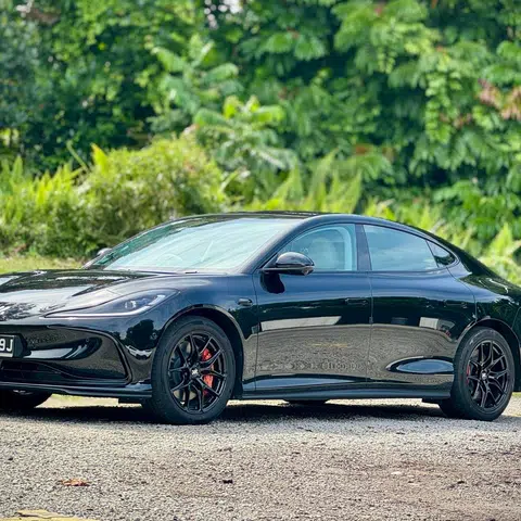 IM Motors IM5 review: China’s crabby reply to Tesla