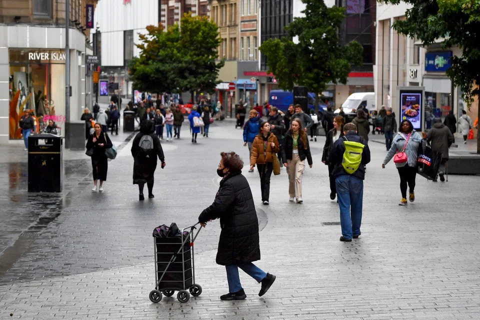 Life insurers were warned about the risks of “funded reinsurance,” where insurers pay upfront to transfer the risk of pensioners living longer to another firm. 