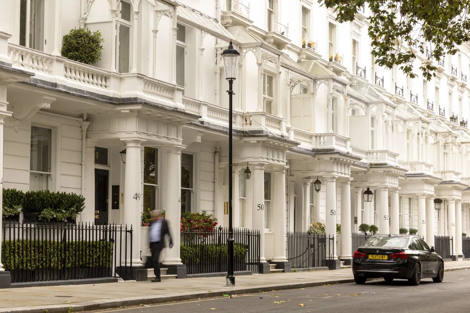 The report says that properties in prime central London above £10 million are 14 per cent below their peak in September 2015. 